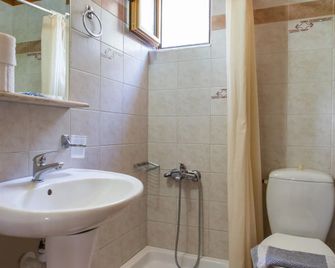 Georgia's Houses (Melitzanakia) - Monemvasia