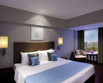Grand Mercure Vadodara Surya Palace - Vadodara - Bedroom