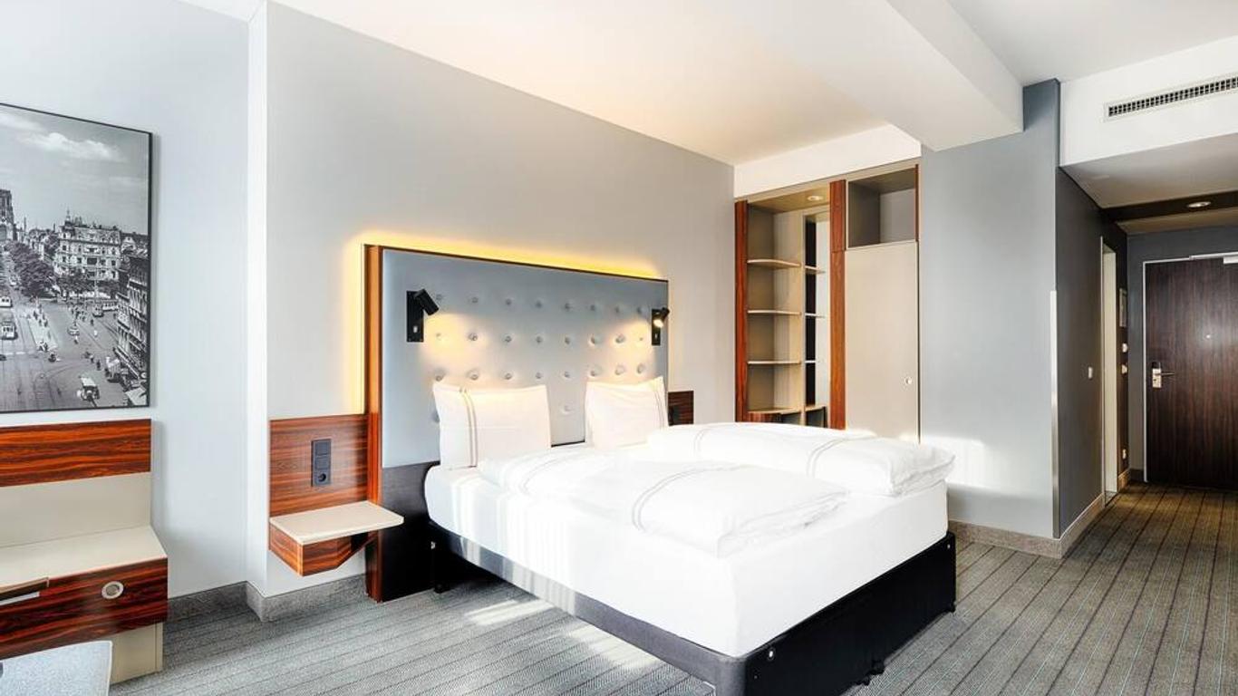 Premier Inn Köln City Mediapark