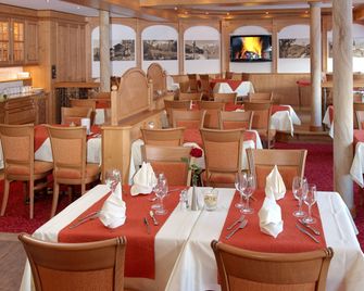 Family Hotel And Spa Desiree - Grächen - Ristorante