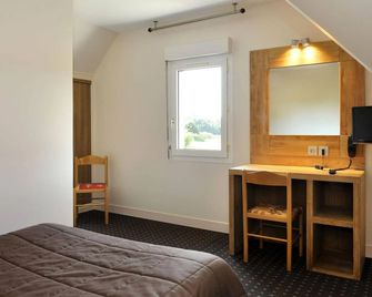 Logis Hôtel Restaurant Du Labrador - Saint-Benoît-sur-Loire - Bedroom