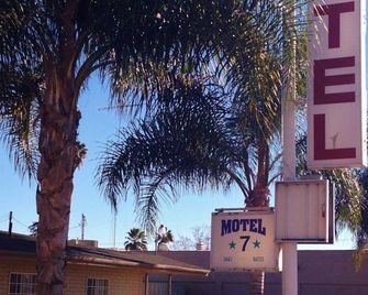 Downtown Motel 7 - San Bernardino - Outdoor view