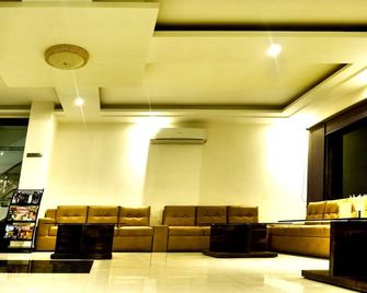 Hotel Trance Ganga - Shivpuri - Lobby