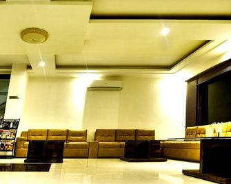 Hotel Trance Ganga - Shivpuri - Lobby