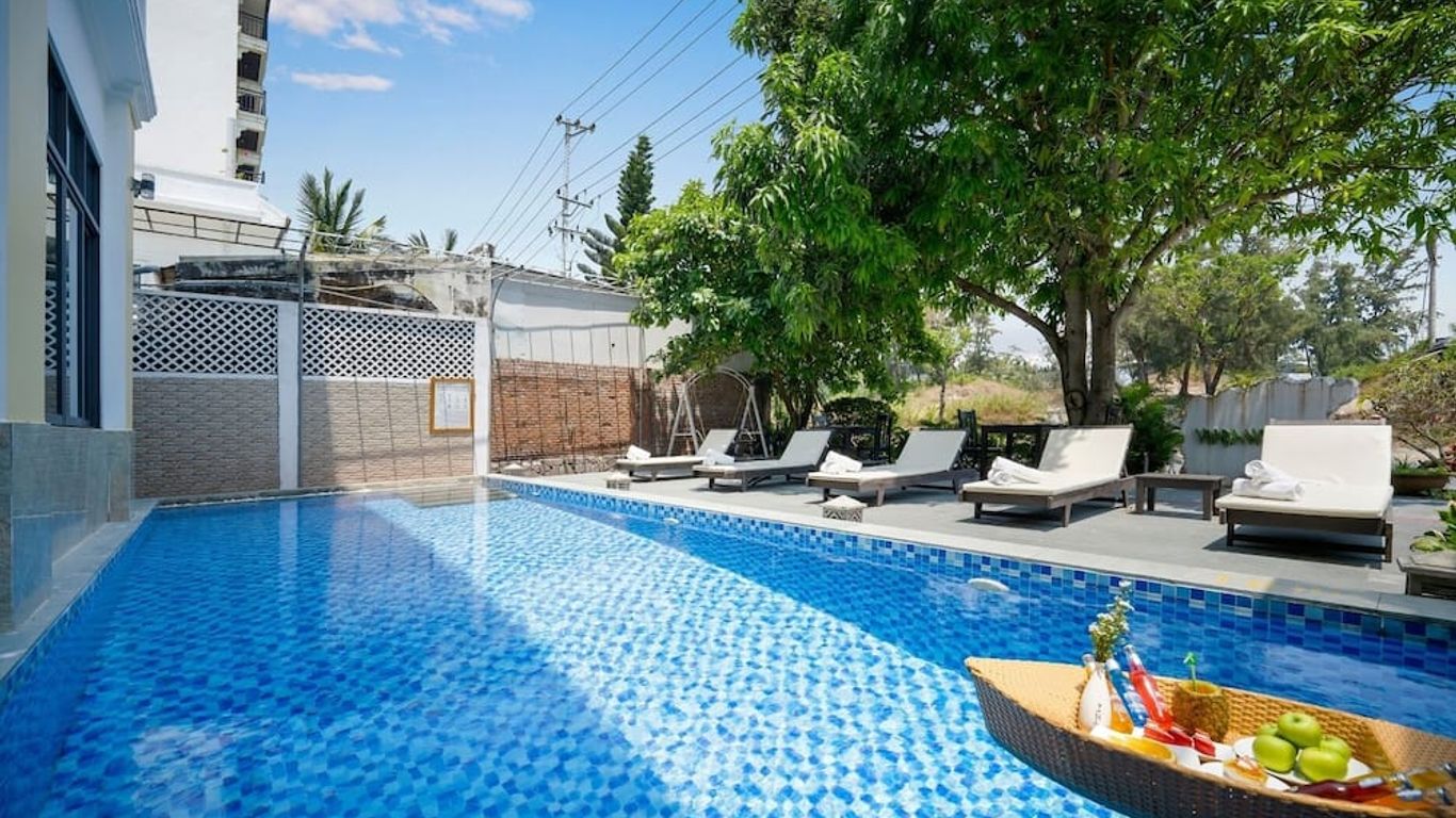 會安維龍海灘飯店