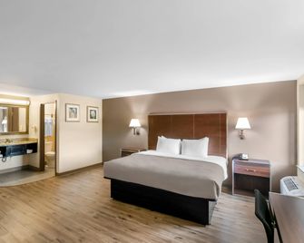 Quality Inn Waterbury East - Waterbury - Camera da letto