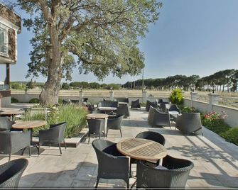 Geyikli Sunshine Hotel, Ezine - Dalyan - Patio