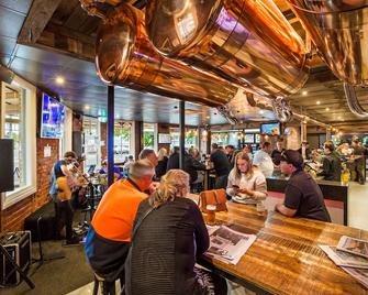 โรงแรมเนชั่นแนล คอมเพล็กซ์ แอนด์ เบนดิโก เซ็นทรัล อพาร์ทเมนท์ - เบนดิโก - บาร์