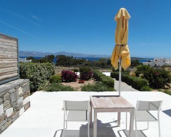 Blue Amaryllis Villas - Santa Maria - Balcony