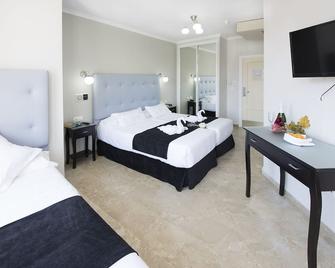 Hotel Toboso Chaparil - Nerja - Camera da letto