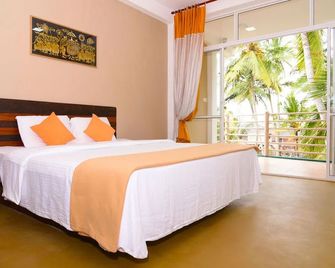 New Shangrela Beach Resort - Ambalangoda - Bedroom