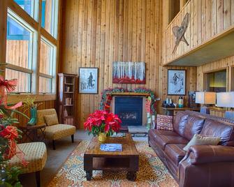 Teewinot Lodge by Grand Targhee Resort - Alta - Living room