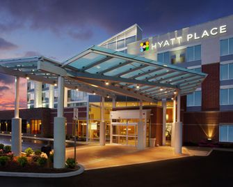 Hyatt Place Hollywood Casino & Racetrack Pittsburgh South - Washington - Gebäude