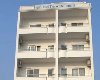 Hotel The White Lotus View Pvt Ltd - Siddharthanagar - Building
