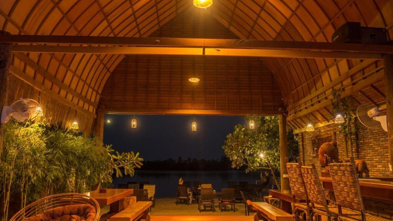Bamboo Bungalow