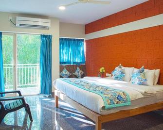 Blue Ocean Sands - On the Beach - Kumta - Habitación