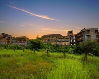 Frii Bali Echo Beach - North Kuta - Edificio