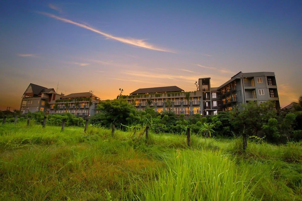 فري بالي إيكو بيتش