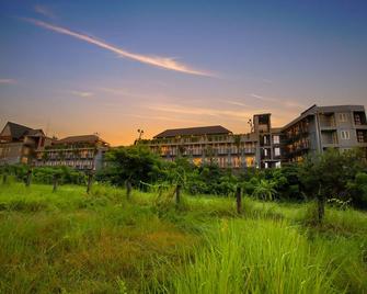 Frii Bali Echo Beach - North Kuta - Edificio