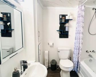 Linda inn - Entire Unit- Sleep 3- Sherbrooke - Sherbrooke
