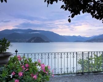 Cori Appartamenti Dependance - Menaggio - Balcone