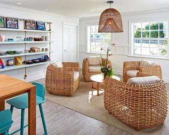 Prime Location! Pet-Friendly Property, Free Parking, Free Breakfast - Islamorada - Lounge