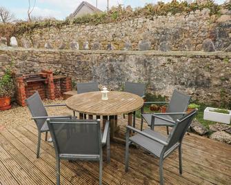 Aubrey Villa - Tenby - Patio
