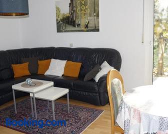 Ferienwohnung auf Resthof - Nordhorn - Living room