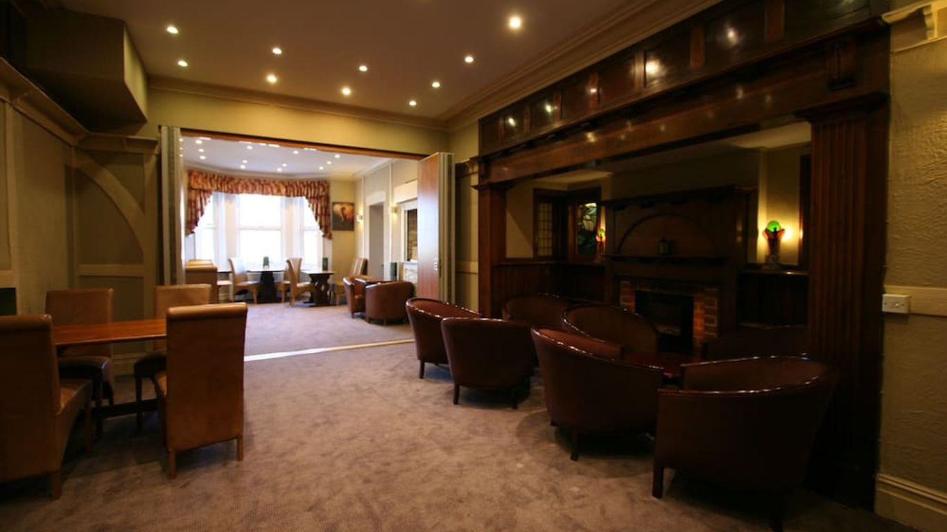 Grange Moor Hotel