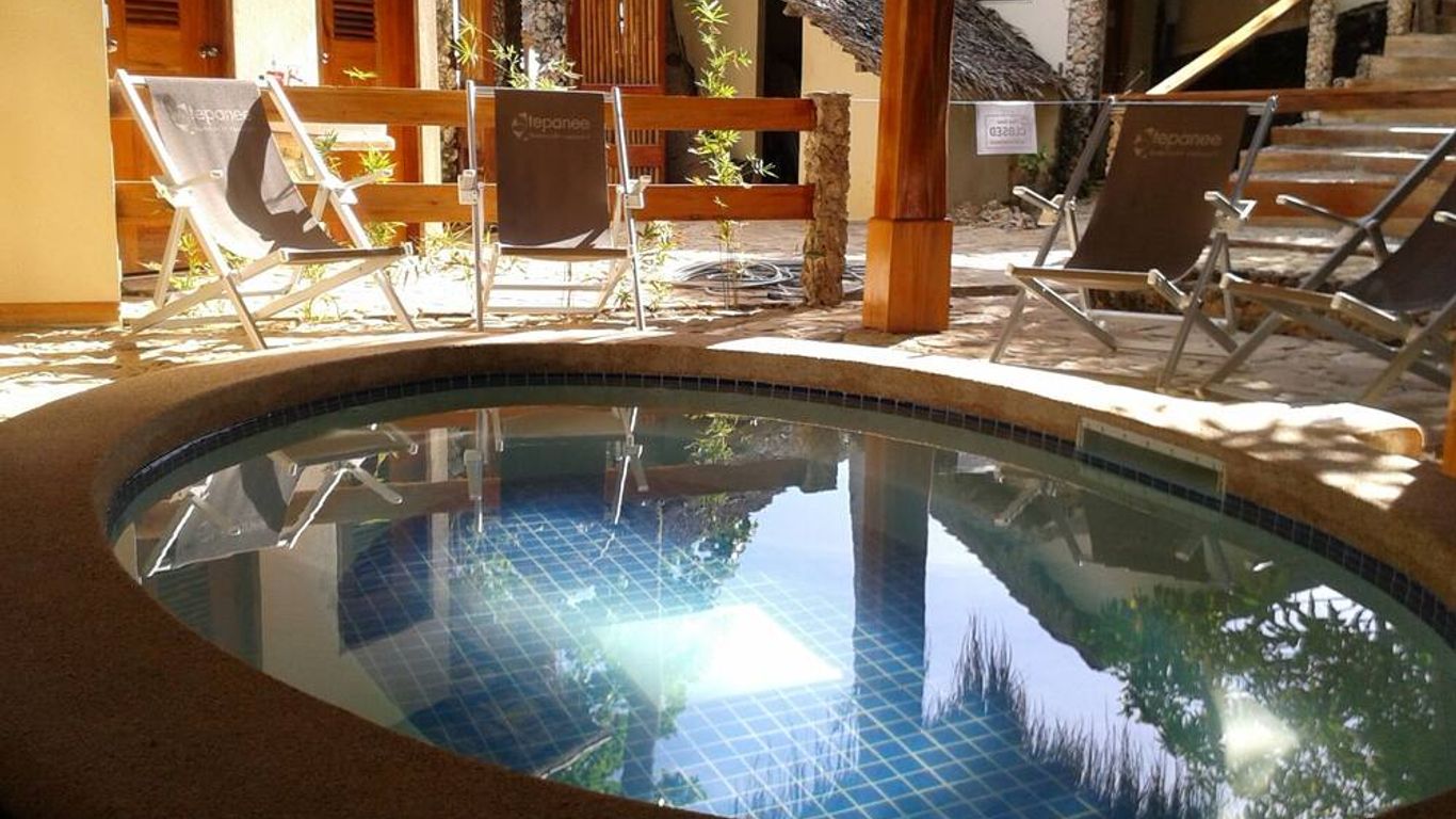 Tepanee Beach Resort