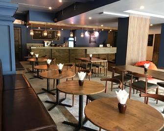 Baobabed Hostel Bagan@ Bagan May - Bagan - Restaurante