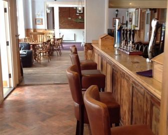 The Fleur De Lis - Sandwich - Bar