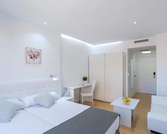 Boutique Urban Madrid Serrano - Madrid - Kamar Tidur