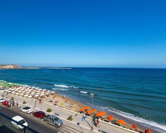 Meltemi Coast Suites - Rethymno - Plaża