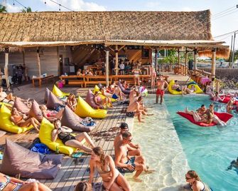 Mad Monkey Gili Trawangan - Gili Trawangan