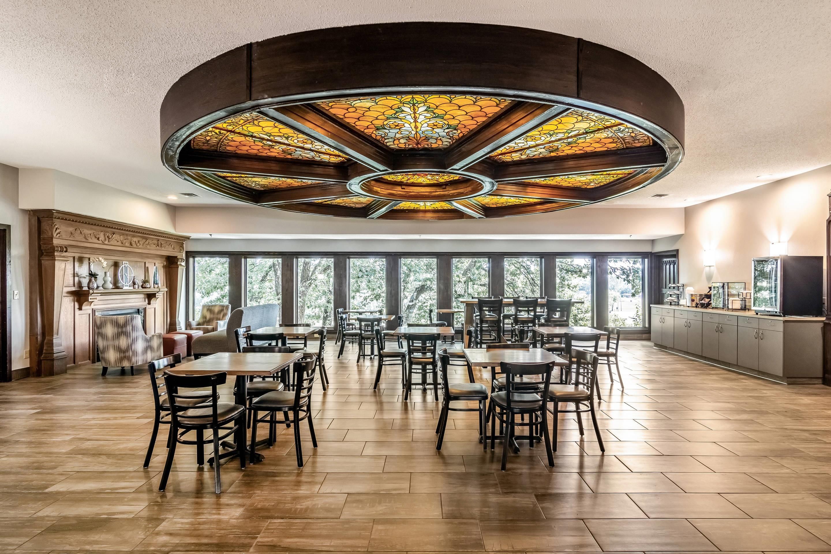 Riverview Inn & Suites, an Ascend Collection Hotel - Rockford - Comedor