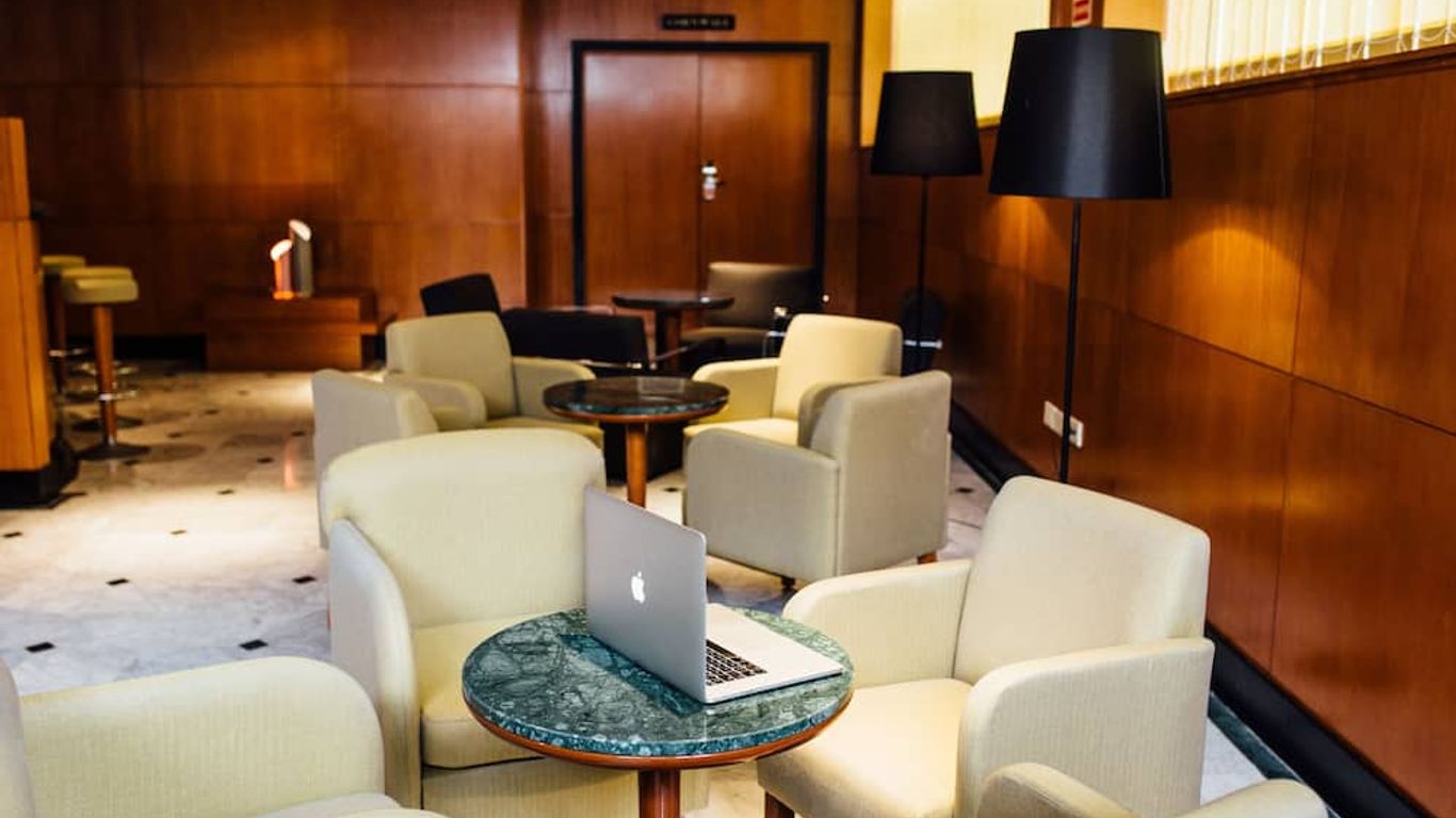 Hotel Malcom and Barret