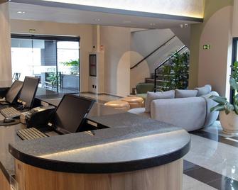 Slim Curitiba Alto Da XV - Curitiba - Lobby