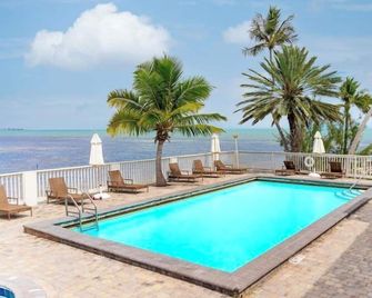 Rainbow Bend Resort - Marathon - Piscine