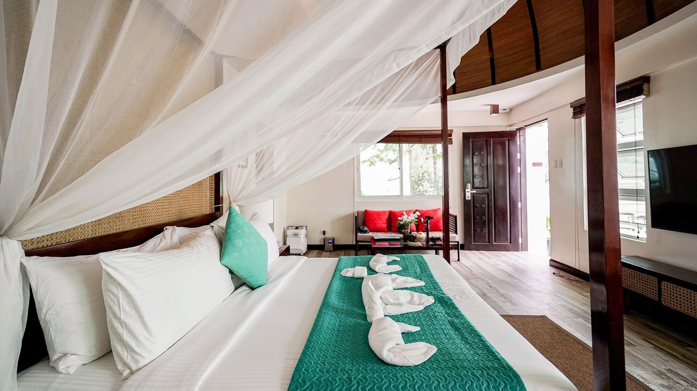 Weekends El Nido Beach Resort