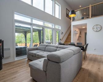 Spa and Incredible View - New - Le Ptit Saint-Come - Saint-Côme - Living room