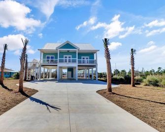 The 'Crabby Hunter' Is A New Home W/Gulf Views, Private Pool & Option To Rent Golf Cart! - Mexico Beach - Edificio