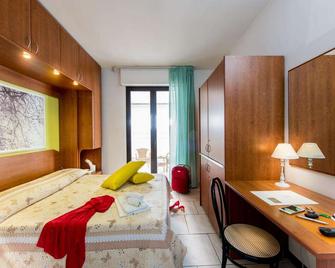 Hotel Villa Truentum - Martinsicuro - Bedroom