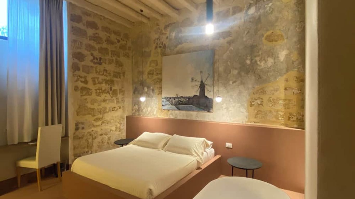 Palazzo Brunaccini Boutique Hotel