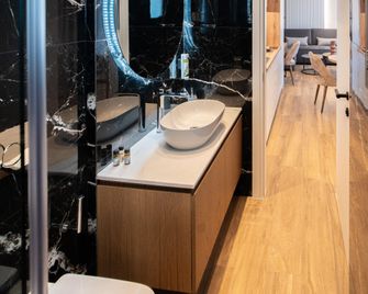 Volos Inn Hotel - וולוס