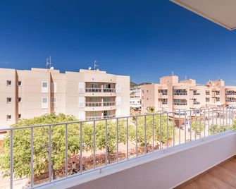 Avenida - MC Apartments Ibiza - Ibiza - Balcone