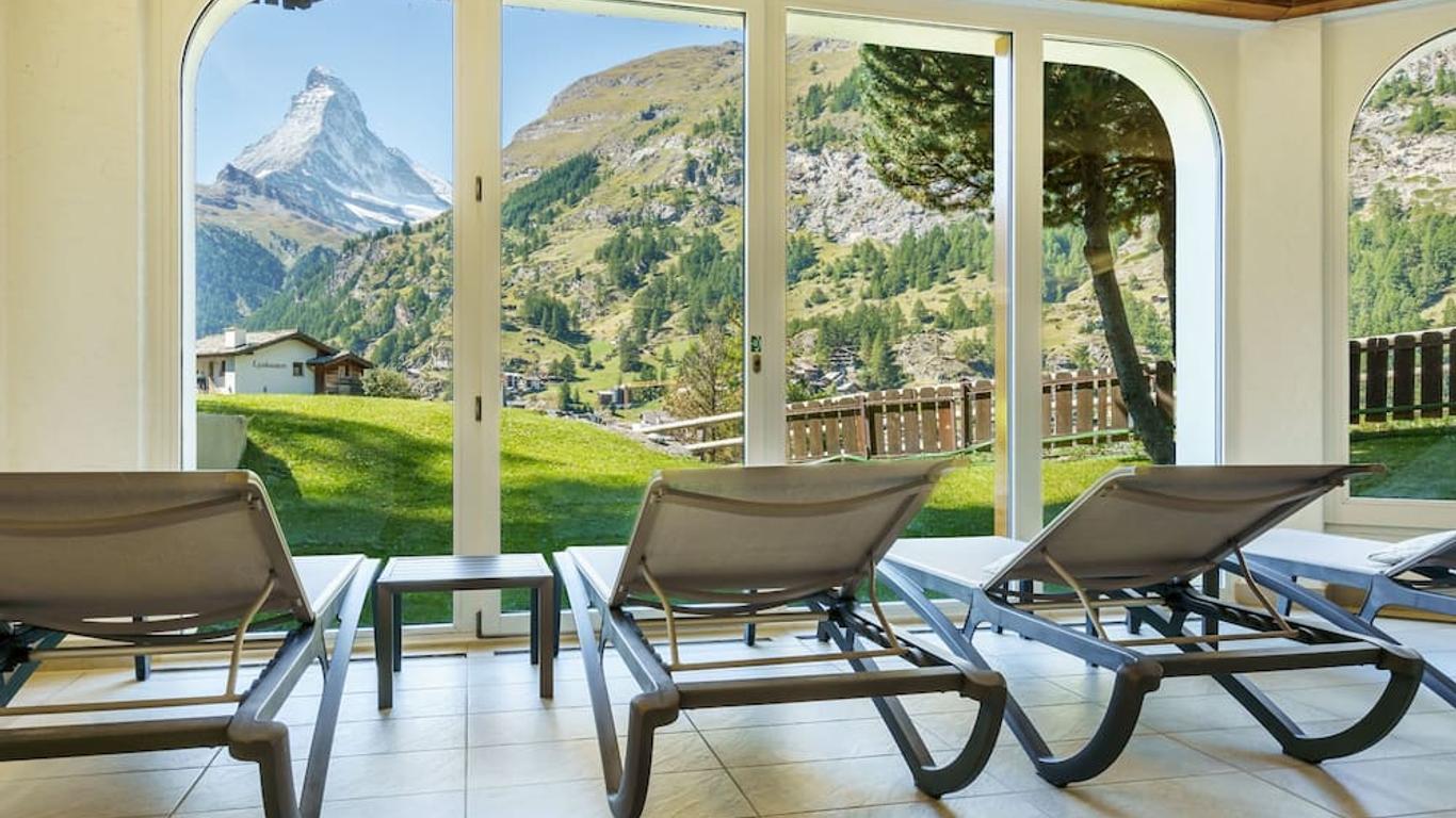 Hotel Alpenroyal