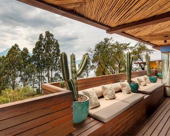 Hotel Casa Palopo - Panajachel - Balcón