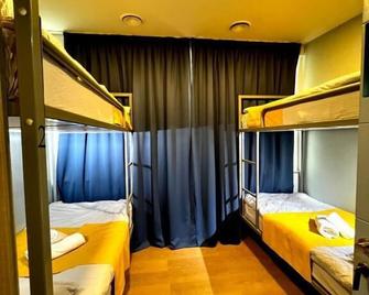 8 Queen Tamar Ave - Tiflis - Habitación