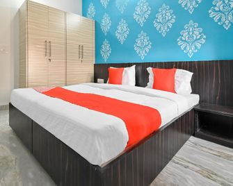 Hotel O Symphony - Rohtak - Bedroom